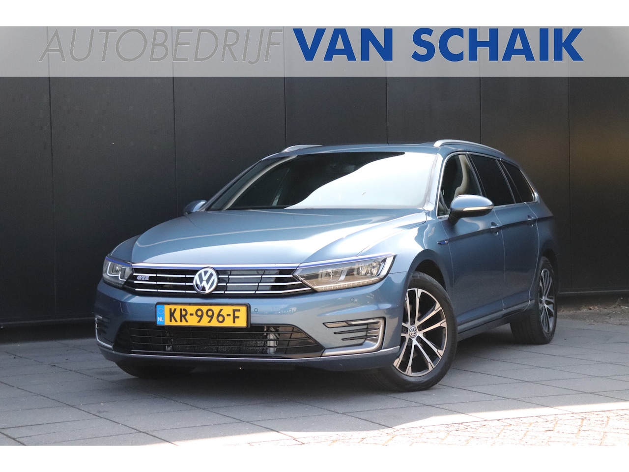 Volkswagen Passat Variant - 1.4 TSI GTE Highline | DSG | STOELVERW. | PANO | CAMERA | VIRTUAL COCKPIT | NAVI | CRUISE - AutoWereld.nl
