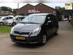 Toyota Verso - 1.6 VVT-i Terra zZeer Keurige auto met beurt apK