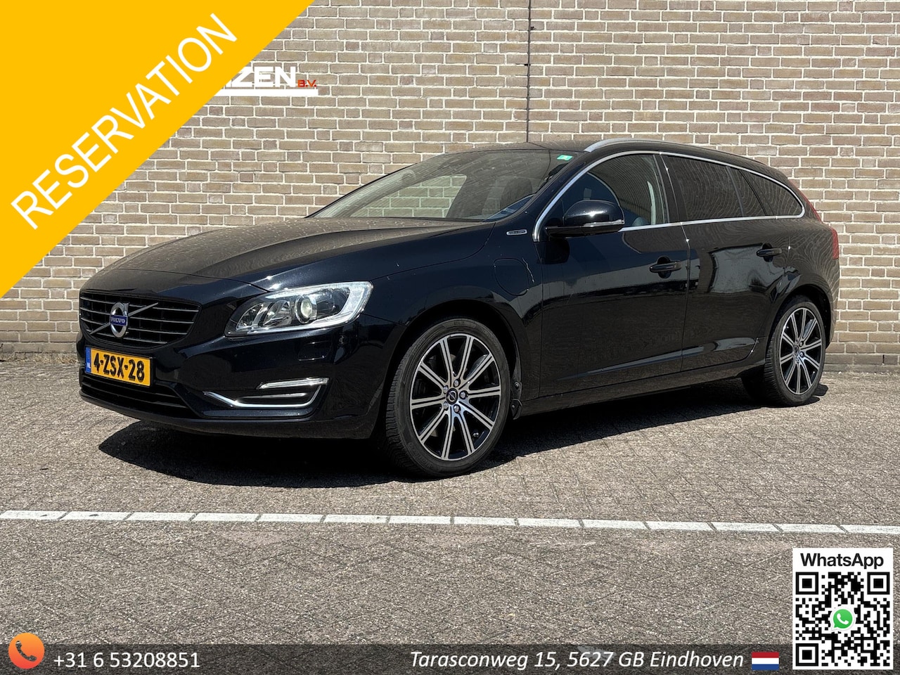Volvo V60 - 2.4 D6 AWD Plug-In Hybrid R-Design | Leder | Climate | Cruise | Navi | PDC | Stoelverwarmi - AutoWereld.nl