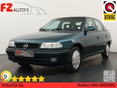 Opel Astra - 1.6i Edition LET OP SLECHTS 82.000 KM Airco|Radio cd