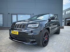 Jeep Grand Cherokee - 6.4 V8 SRT8 // 468 PK // LPG G3 // Grijs Kenteken //