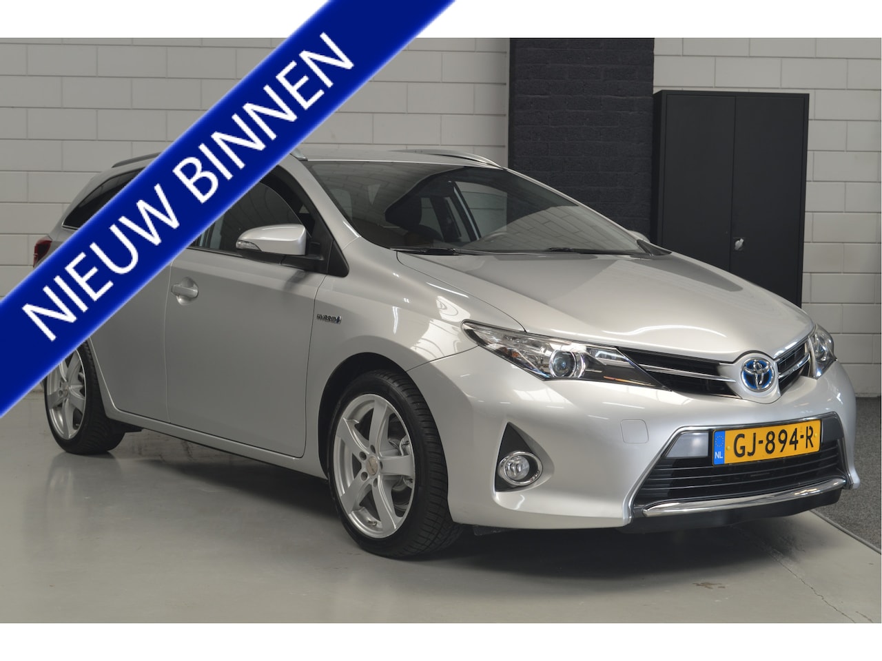 Toyota Auris Touring Sports - 1.8 Hybrid Lease // CLIMA // CRUISE // NAVI // TREKHAAK // 164.000 km // - AutoWereld.nl