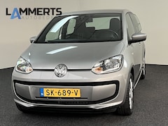 Volkswagen Up! - 1.0 Club Automaat 60 PK 5 drs. met 20.000 km Airco / 15" LM Velgen / Navi / PDC / Cruise C