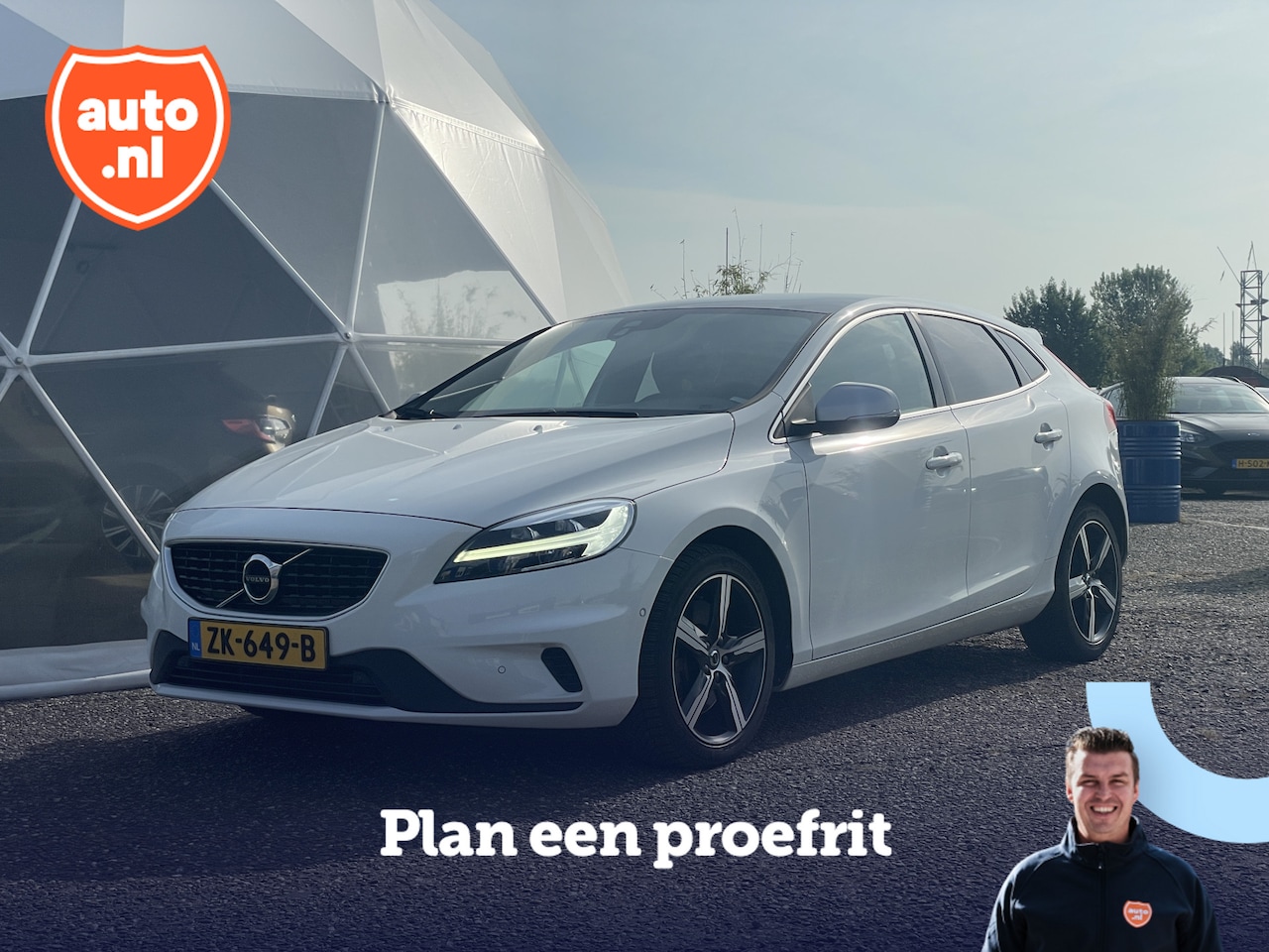 Volvo V40 - 1.5 T3 Polar+ Sport R-Design | Panoramadak | Harman& Kardon | Camera | LED | Keyless | Sto - AutoWereld.nl