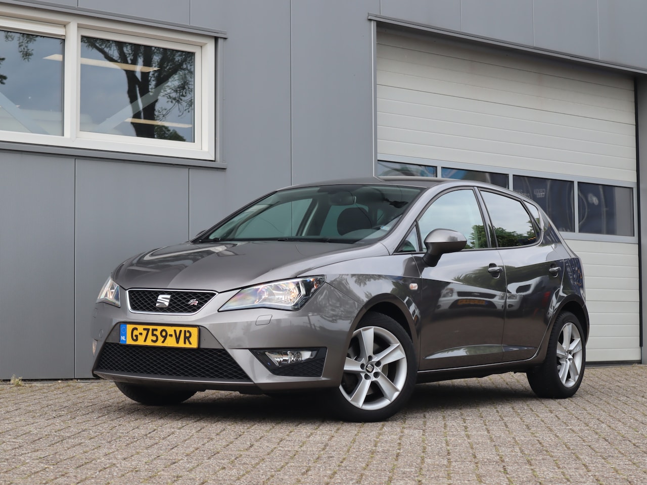 Seat Ibiza - 1.0 EcoTSI 111PK FR Connect / Navi Full map / Dealeronderhouden - AutoWereld.nl