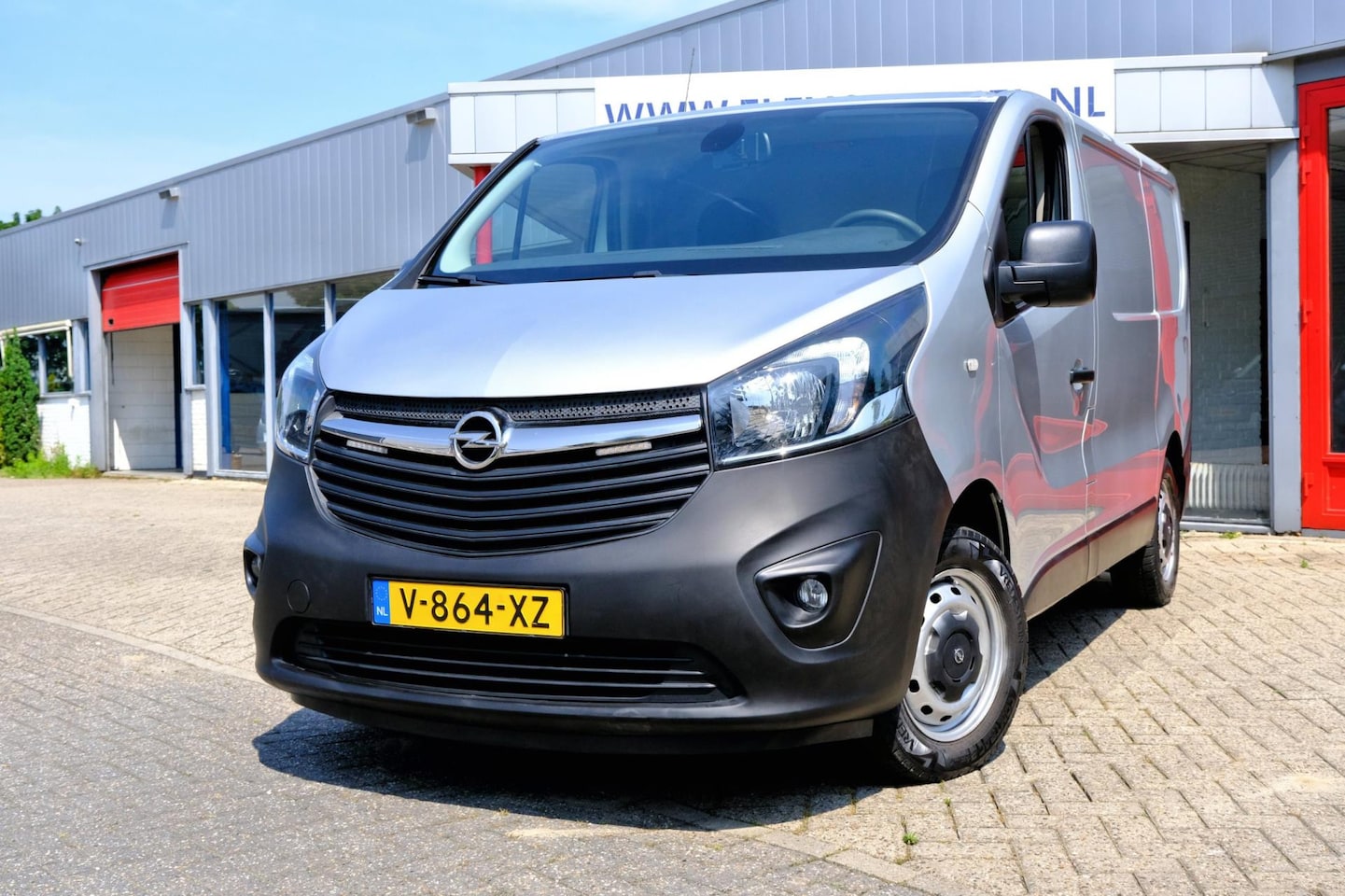 Opel Vivaro - 1.6 CDTI L1H1 Edition EcoFlex Navi|Airco|1e Eig|Cam|Trekhaak - AutoWereld.nl
