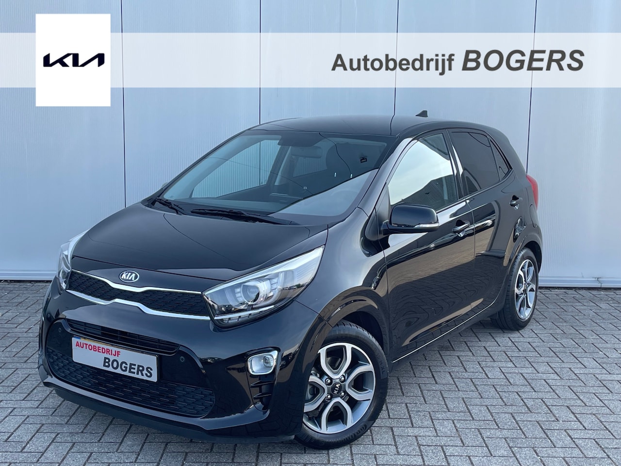 Kia Picanto - 1.0 MPi DynamicPlusLine Navigatie, Climate Control, Cruise Control, Parkeersensoren, 15"lm - AutoWereld.nl
