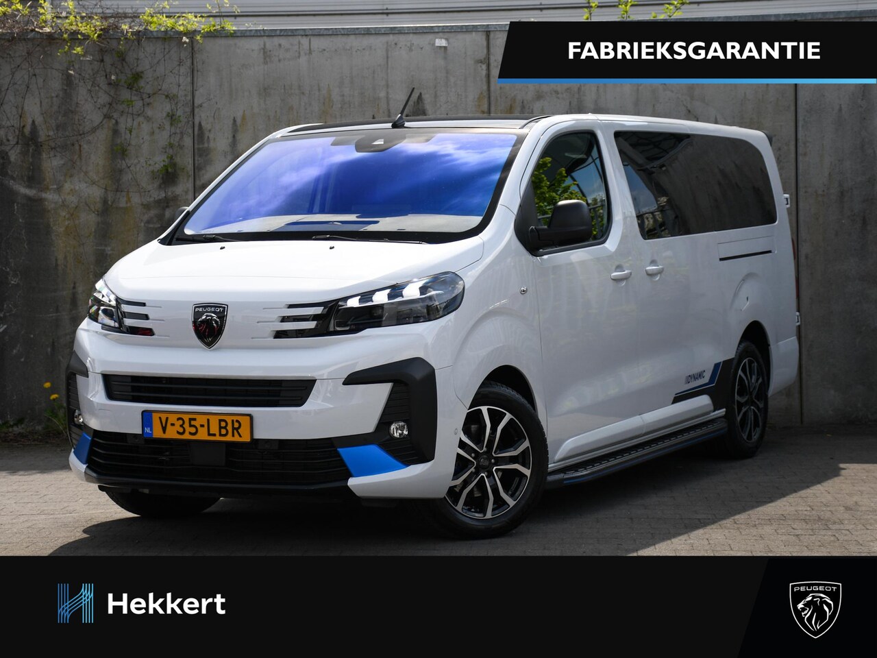 Peugeot Expert - Dynamic DC L3H1 2.0 BlueHDI 180pk Automaat TREKHAAK | 17''LM | LEDER | DODE HOEK | ADAPT. - AutoWereld.nl
