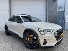 Audi e-tron - E-tron 55 quattro 95 kWh [Pano|Memory|Carplay|Trekhaak|Dealer OH]