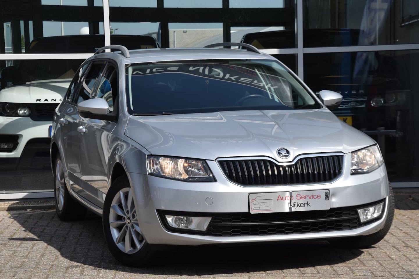 Skoda Octavia Combi - 1.2 TSI Greentech Ambition Businessline Airco Pdc Trekhaak - AutoWereld.nl