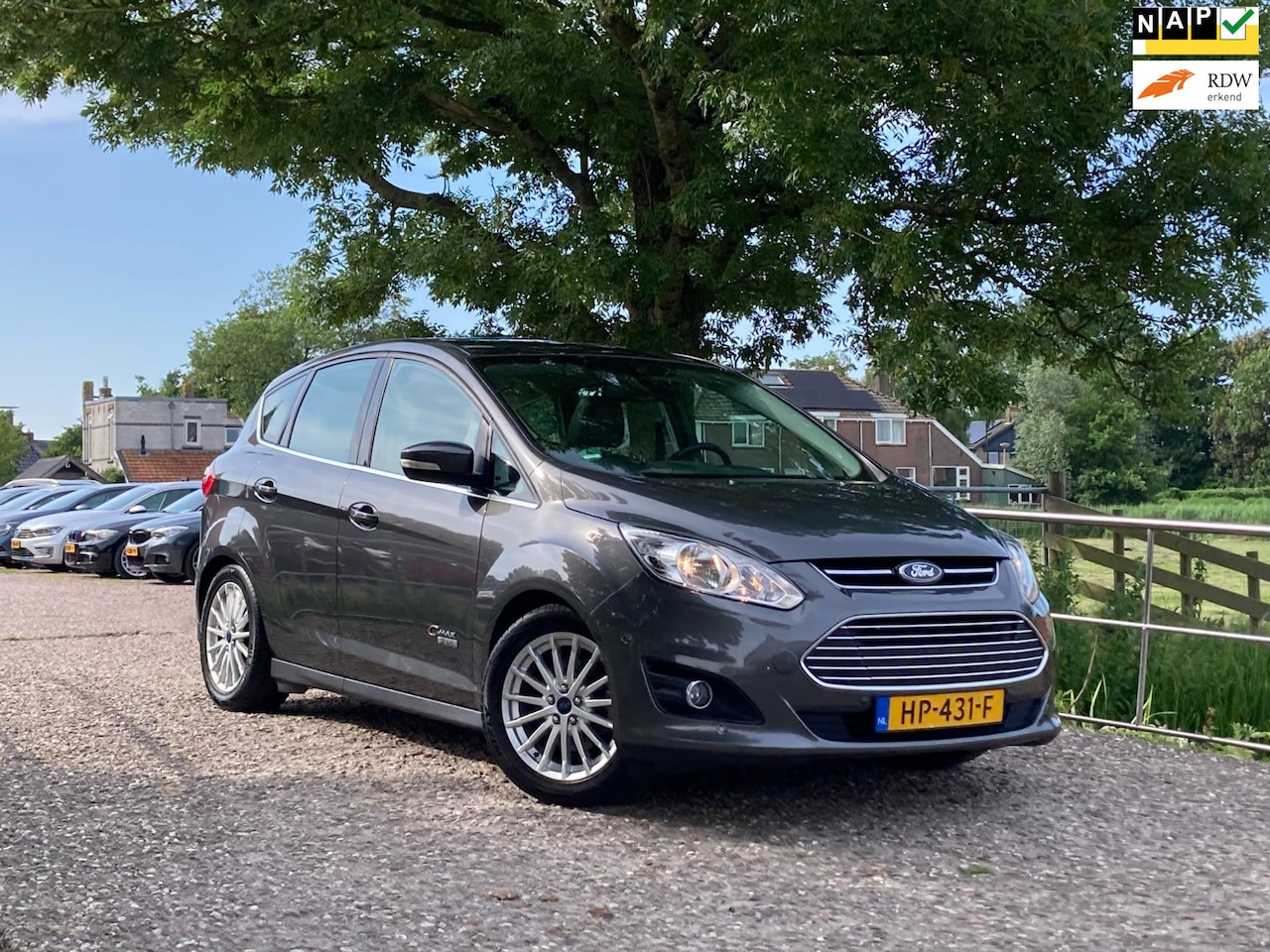 Ford C-Max - 2.0 Plug-in Hybrid Titanium Plus | Pano + Cruise + Clima Nu € 9.975,-!!! - AutoWereld.nl