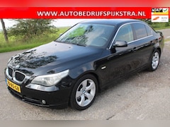 BMW 5-serie - 530i Executive // AUTOMAAT / LEER //