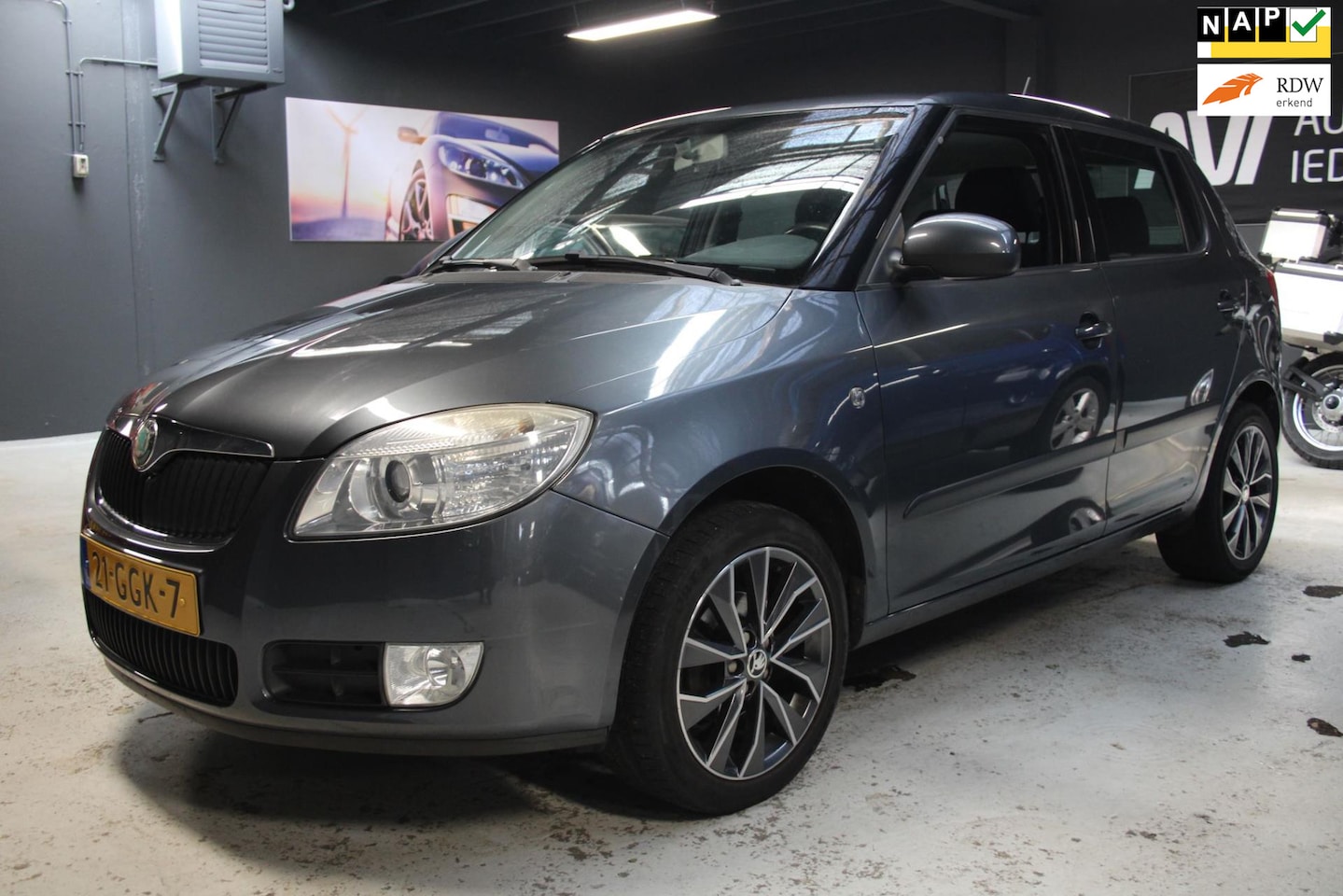 Skoda Fabia - 1.6-16V Sport / nieuwe apk / NAP / airco - AutoWereld.nl