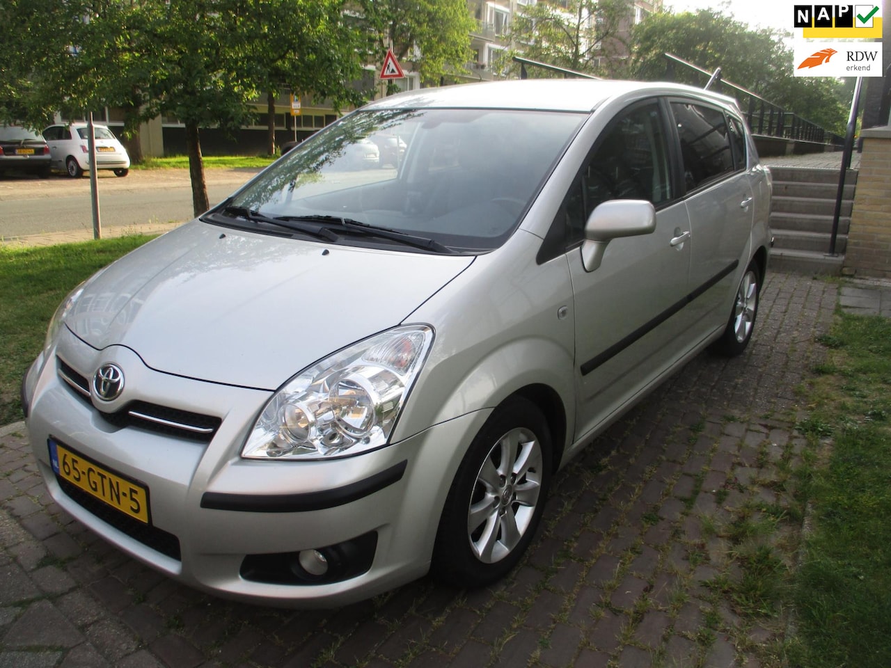 Toyota Verso - 1.8 VVT-i Luna 7p.AUTOMAAT//1E EIGENAAR//LEREN BEKLEDING// - AutoWereld.nl