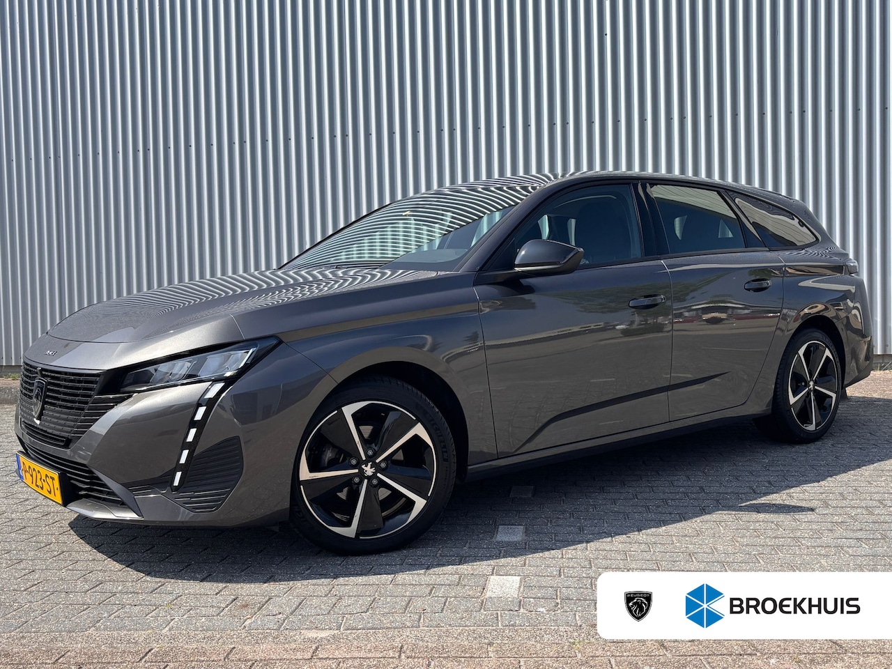 Peugeot 308 SW - SW Active Pack Business 110 PK | Licht Metalen Velgen Actie Cruise Control | Apple Carplay - AutoWereld.nl