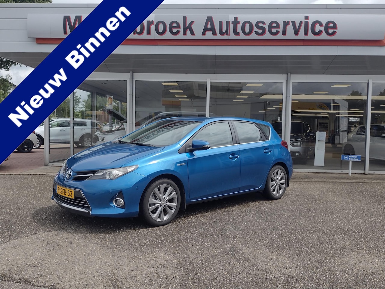 Toyota Auris - 1.8 Hybrid Executive Staat in Hardenberg - AutoWereld.nl