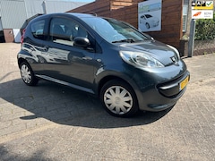 Peugeot 107 - 1.0-12V XR
