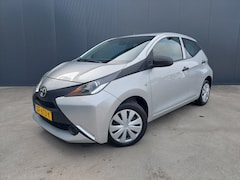 Toyota Aygo - 1.0 VVT-i x-fun NL AUTO LED CRUISE AIRCO TREKHAAK