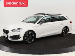 Seat Leon - 1.4 e-Hybrid Limited | Panoramadak | Camera | Adaptive cruise | Carplay | Memory | Stoel &