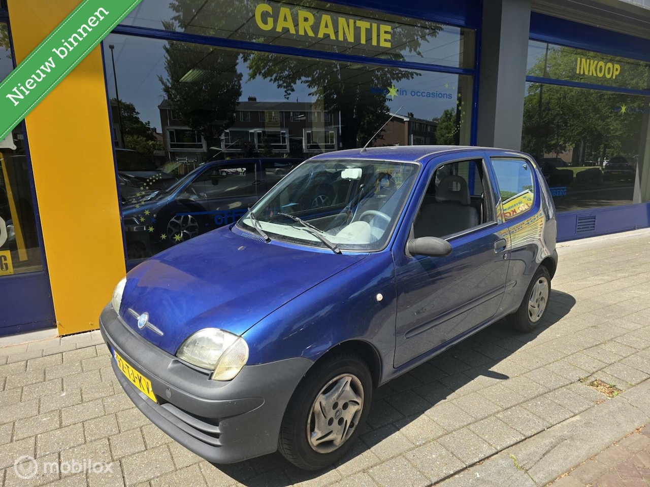 Fiat 600 - 1.1 Actual 1.1 Actual - AutoWereld.nl