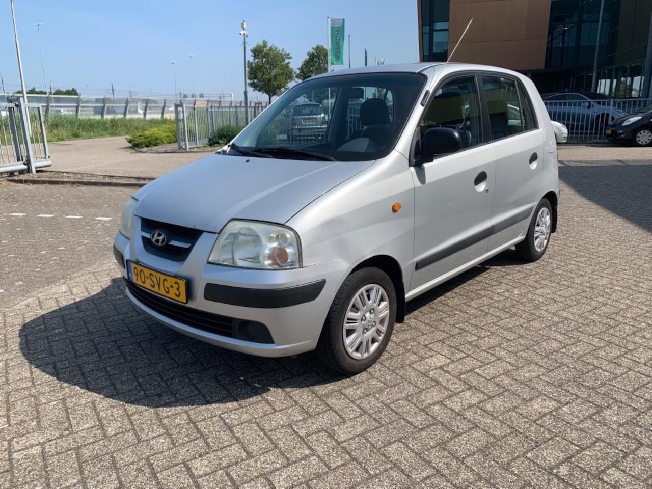 Hyundai Atos - 1.1i Active Young Zilver 2006 Stuurbekr - AutoWereld.nl