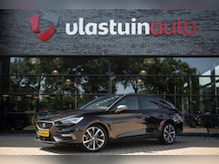 Seat Leon Sportstourer - 1.5 eTSI FR Business Intense , Adap. cruise, Groot scherm, Stoel/stuurverwarming,