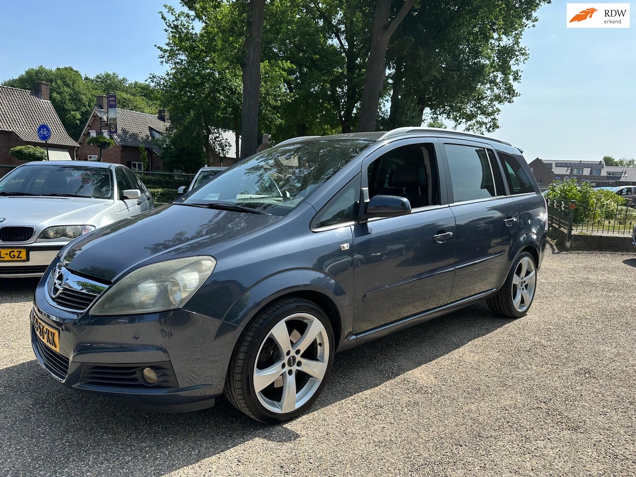 Opel Zafira - 2.2 Cosmo *7 PERSOONS* - AutoWereld.nl