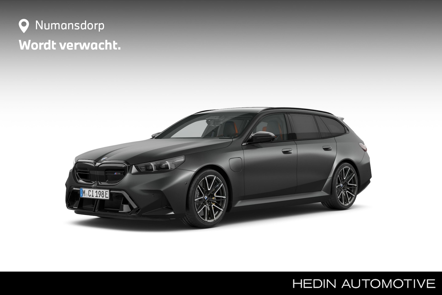BMW 5-serie Touring - M5 | Panorama | Carbon-Keramisch Remmen | Bowers & Wilkins | Alcantara Hemel | Frozen Indi - AutoWereld.nl