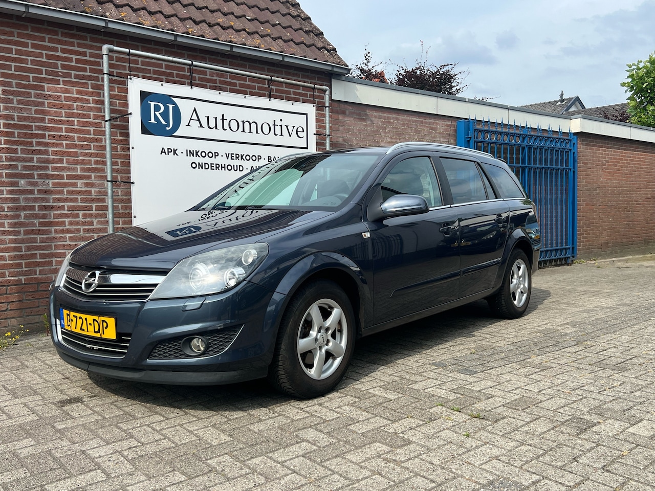Opel Astra Wagon - 1.8 Cosmo APK/CLIMA/ - AutoWereld.nl