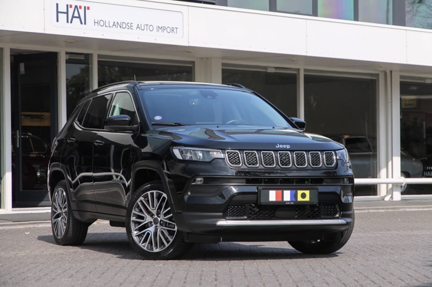 Jeep Compass - 4xe 240 Hybrid Limited I Panorama I ACC I 19 Inch I - AutoWereld.nl