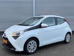 Toyota Aygo - 1.0 VVT-i 72pk 5D x-play | Airco | Apple Carplay/Android Auto | Camera |