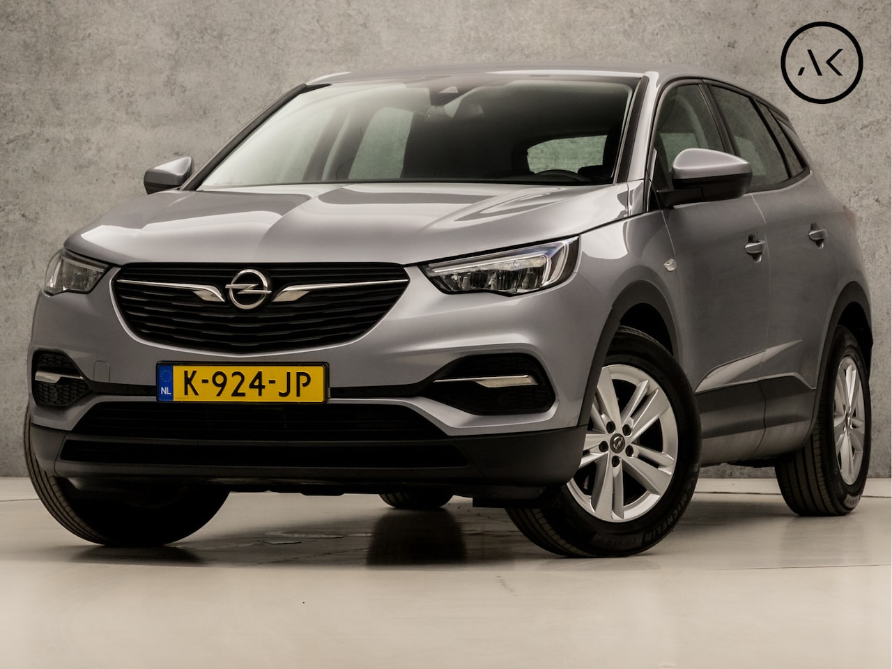 Opel Grandland X - 1.2 Turbo Edition (APPLE CARPLAY, GROOT NAVI, LEDER, CRUISE, SPORTSTOELEN, PARKEERSENSOREN - AutoWereld.nl