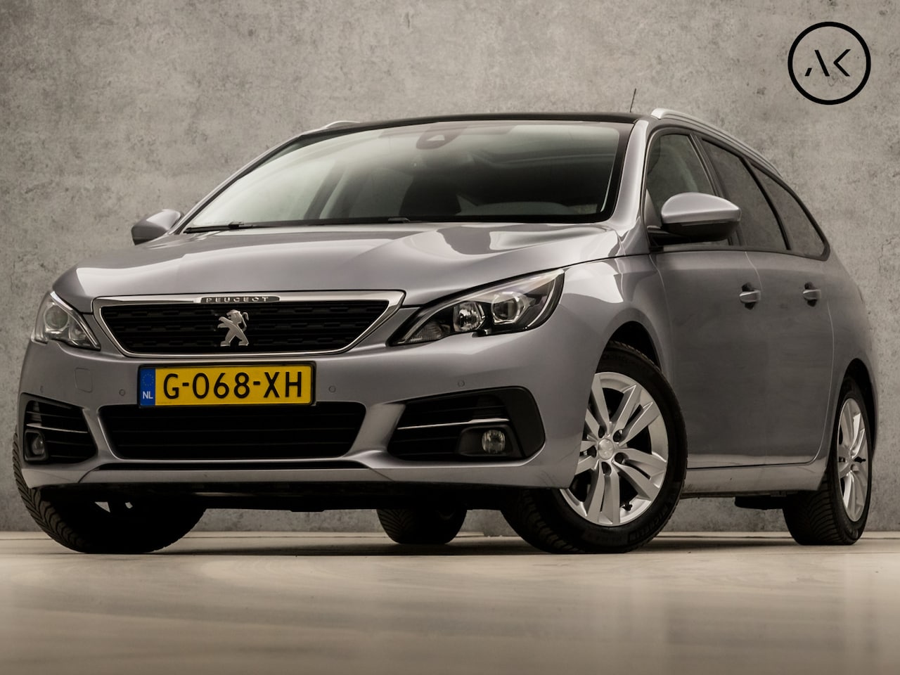 Peugeot 308 SW - 1.2 PureTech Sport (PANORAMADAK, APPLE CARPLAY, GROOT NAVI, PARKEERSENSOREN, GETINT GLAS, - AutoWereld.nl