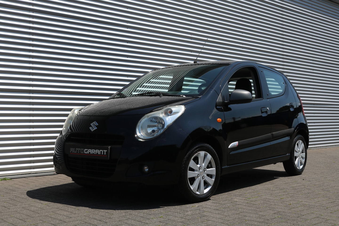 Suzuki Alto - 1.0 Exclusive 1.0 Exclusive (APK t/m 14-5-'26 Airco Rondom nieuwe banden) - AutoWereld.nl
