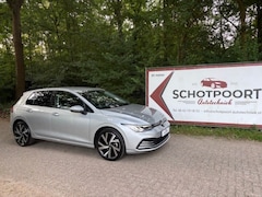 Volkswagen Golf - 1.0 ETSI LIFE BNS*18inch/DAB/Carplay/weinig km