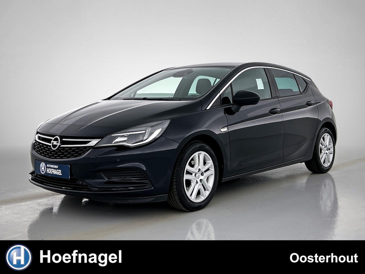 Opel Astra - 1.0 Online Edition | Cruise Control | Stoelverwarming | Trekhaak - AutoWereld.nl