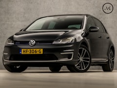 Volkswagen Golf - 1.4 TSI GTE 204Pk Automaat (SCHUIFDAK, NAVIGATIE, CLIMATE, CAMERA, GETINT GLAS, SPORTSTOEL