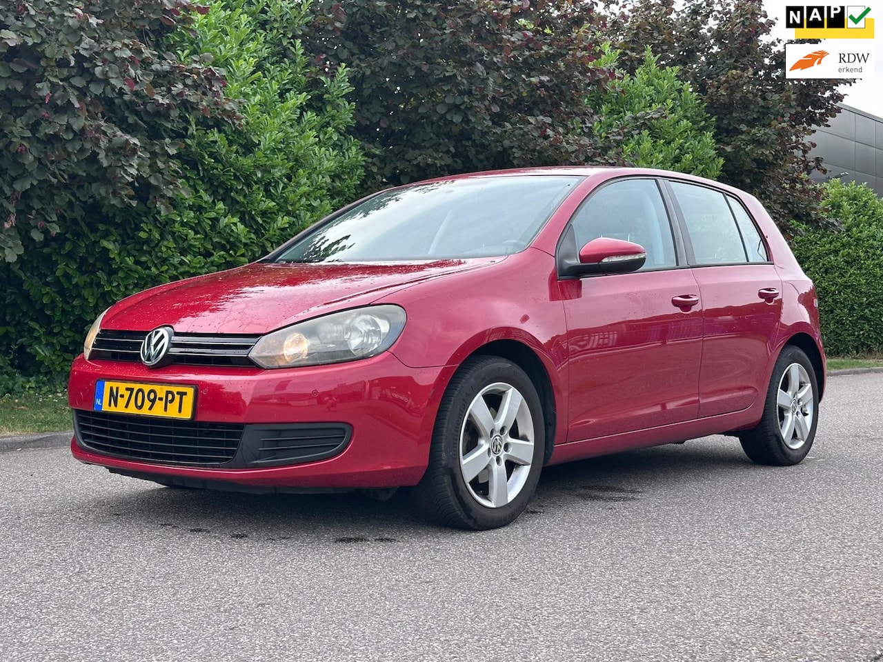Volkswagen Golf - 1.2 TSI Highline BlueMotion 5DR*Clima*Dealer onderhouden*LM velgen*Parkeersensoren* - AutoWereld.nl