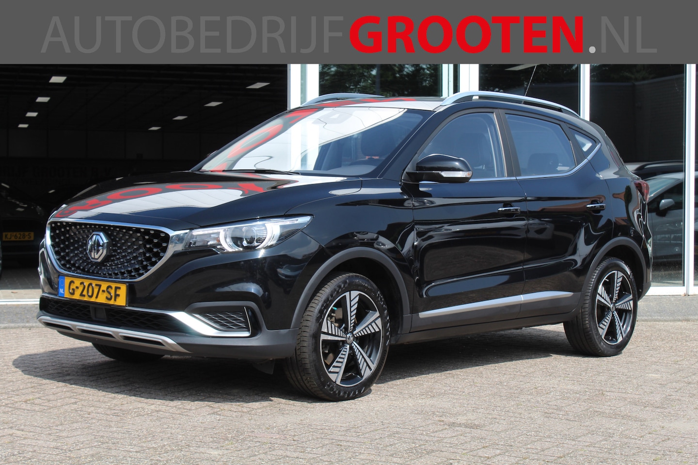 MG ZS - Luxury 45 kWh//Pano//Camera!! - AutoWereld.nl