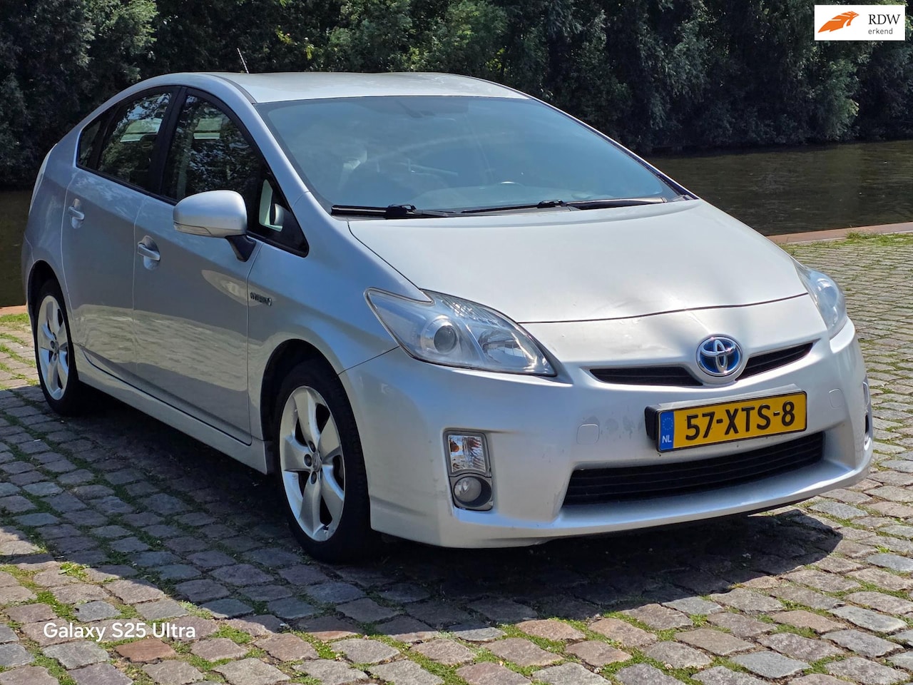 Toyota Prius - 1.8 Aspiration 3e eigenaar dealer onderhouden airco cruis control parkeer sensor - AutoWereld.nl