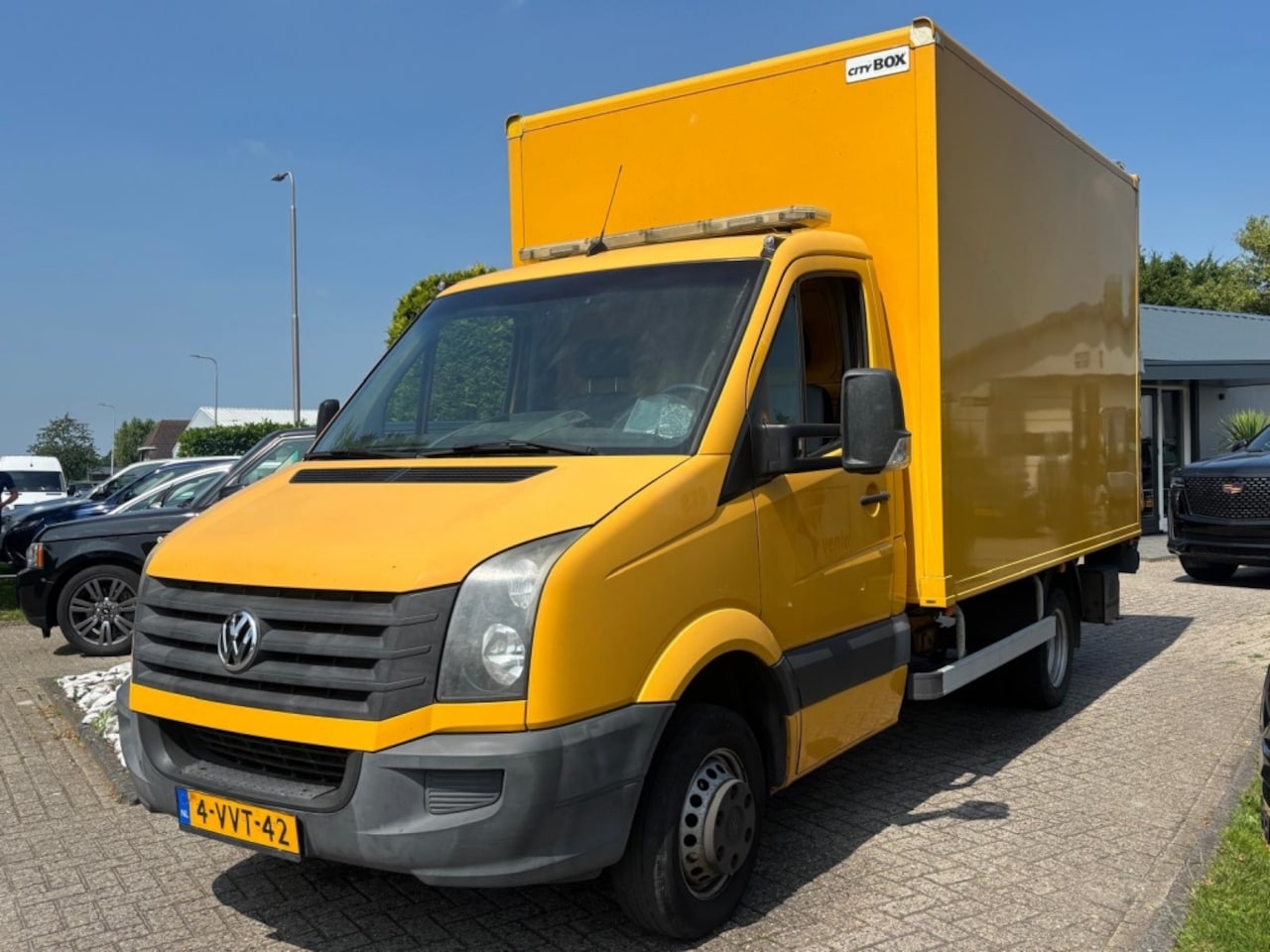 Volkswagen Crafter - 2.0 TDI Bakwagen Meubelbak Laadklep Trekhaak - AutoWereld.nl