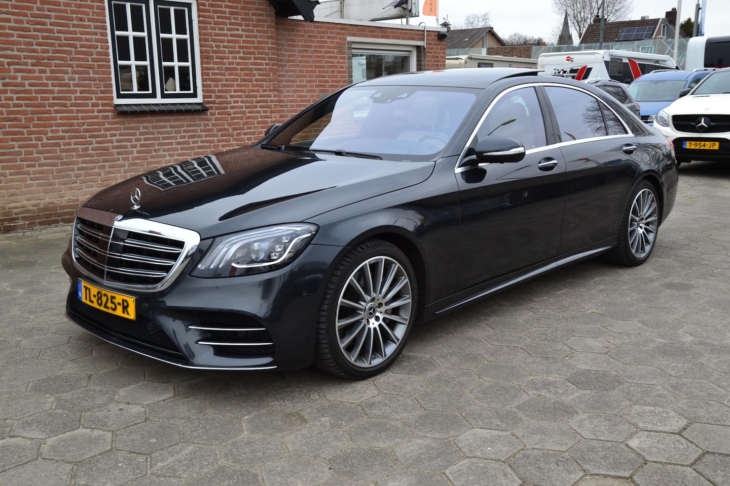 Mercedes-Benz S-klasse - 400d 4Matic Lang Premium Plus - AMG Line - 1e eigenaar - Panoramadak - Leer - Alle denkbar - AutoWereld.nl