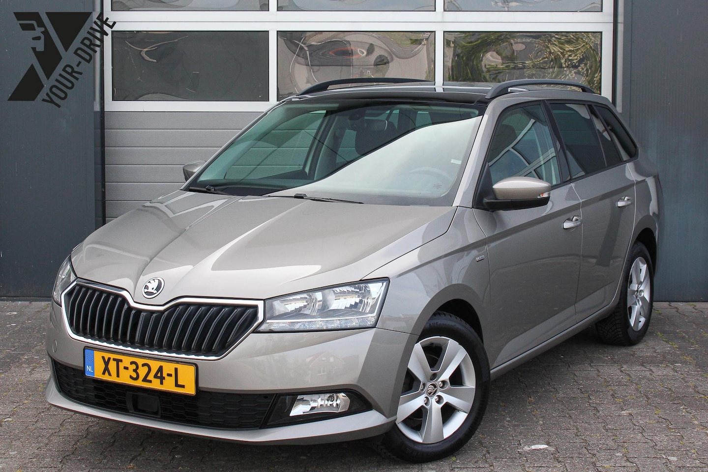Skoda Fabia Combi - 1.0 TSI Clever | Trekhaak & Panoramadak | Nette en goed onderhouden Fabia (origineel Neder - AutoWereld.nl
