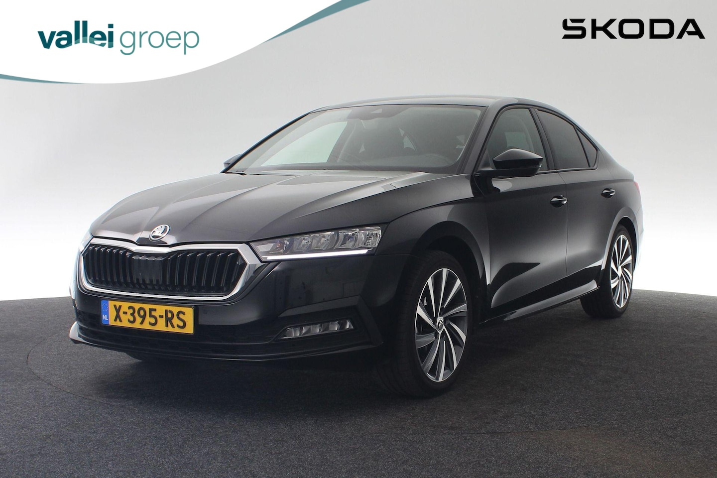 Skoda Octavia - 1.0 e-TSI 110 pk DSG MHEV Ambition | Parkeersensoren | Stoelverwarming | Cruise Control | - AutoWereld.nl