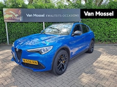 Alfa Romeo Stelvio - 2.0 T AWD B-Tech | PANO-SCHUIFDAK | LEER | CAMERA | NAVIGATIE | STOEL-STUURWIELVERWARMING