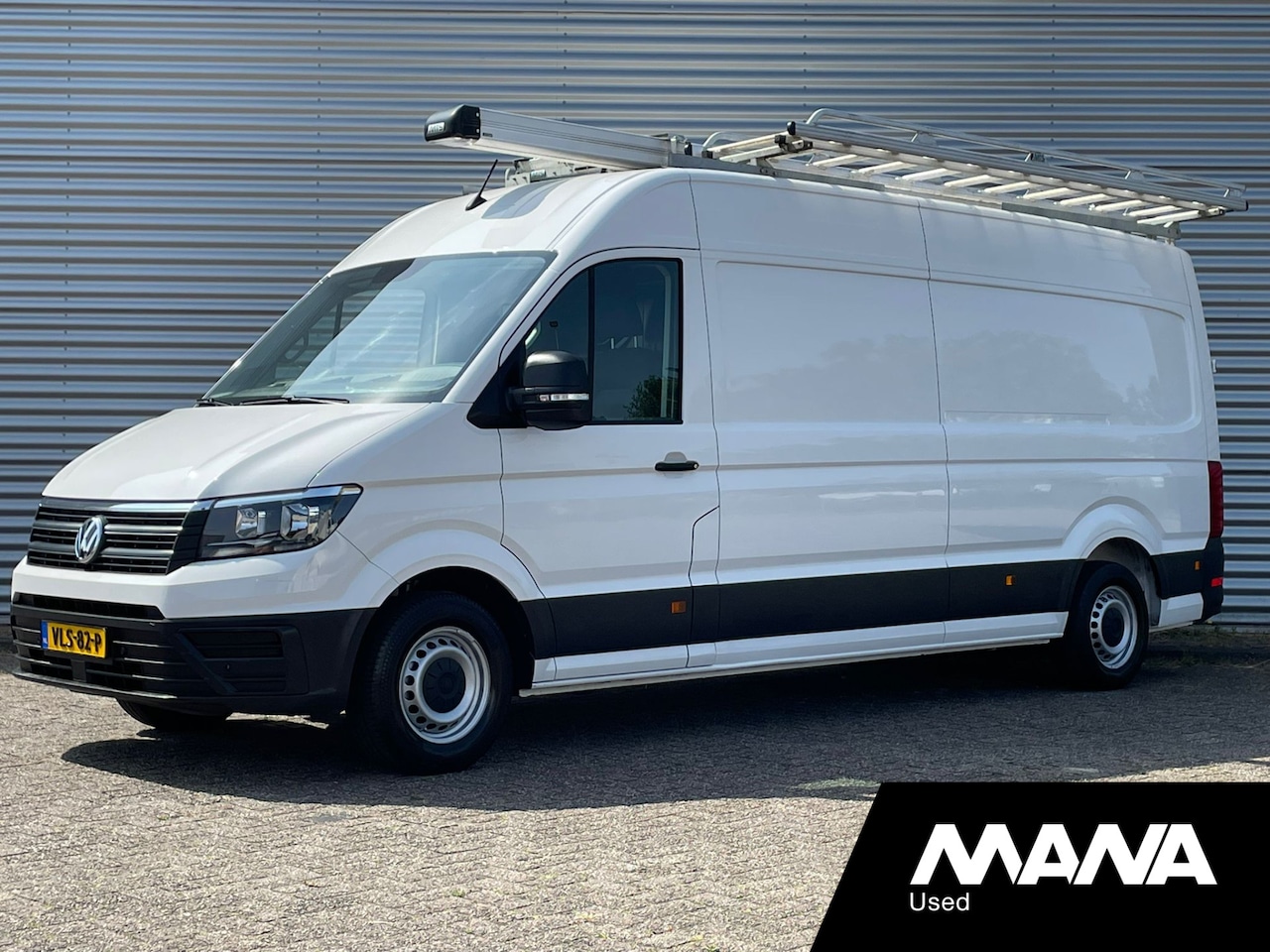 Volkswagen Crafter - 35 2.0TDI 141PK L4H3 Trendline Imperiaal Ladderlift Airco Trekhaak Kasten - AutoWereld.nl
