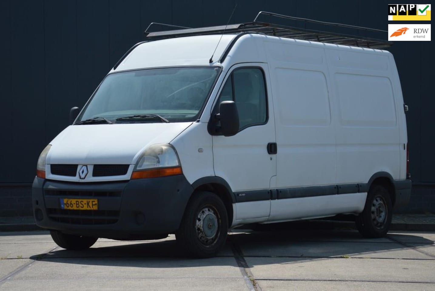 Renault Master - T33 2.5dCi L2H2 Airco Schuifdeur Imperiaal - AutoWereld.nl
