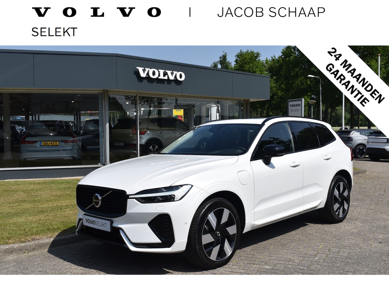 Volvo XC60 - T6 350PK Plug-in hybrid AWD Plus Dark ACC | H&K | Trekhaak | Leder | 360 Camera | 20"LMV - AutoWereld.nl