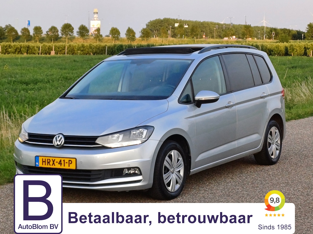 Volkswagen Touran - 1.5 TSI Comfortline 7 Pers. /Pano/Trekh./Navi/CarPlay/Ad Cruise/ - AutoWereld.nl