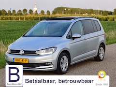 Volkswagen Touran - 1.5 TSI Comfortline 7 Pers. /Pano/Trekh./Navi/CarPlay/Ad Cruise/